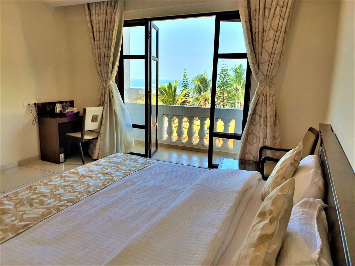Vits Excellensea Karde Beach Dapoli Exterior photo